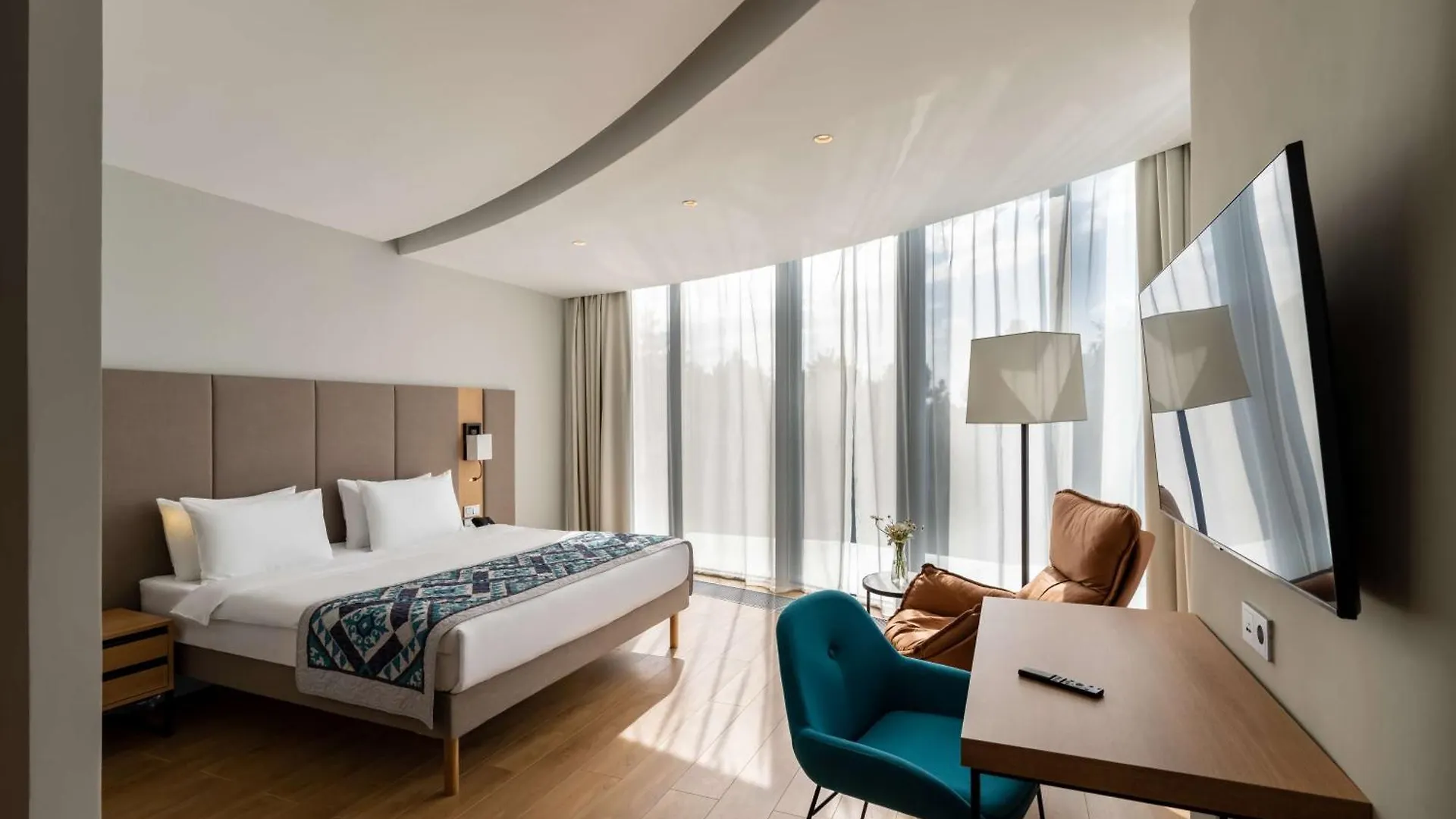 ****  Sadu Hotel Almaty, A Member Of Radisson Individuals Казахстан